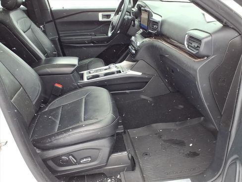 Used 2020 Ford Explorer Limited w/ Class III Trailer Tow Package image 27
