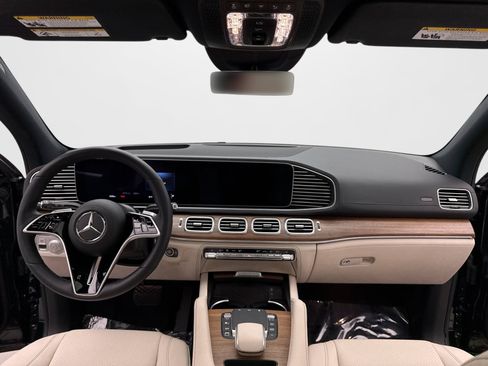 Used 2025 Mercedes-Benz GLE 350 4MATIC image 15