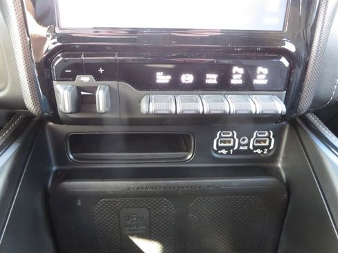 Used 2023 RAM 3500 Limited image 35