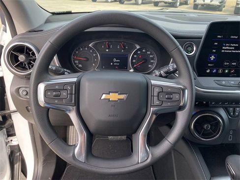 New 2025 Chevrolet Blazer LT w/ Midnight/Sport Edition image 25