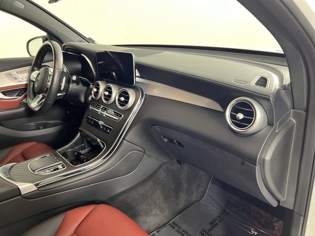 Used 2023 Mercedes-Benz GLC 300 4MATIC Coupe image 29
