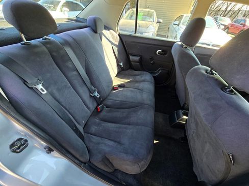 Used 2009 Nissan Versa Sedan image 21