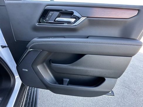 New 2026 GMC Yukon XL Denali w/ Sun & Power Step Package image 30