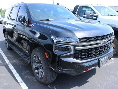 Used 2021 Chevrolet Tahoe Z71 w/ Z71 Off-Road Package AWD/4WD image 3