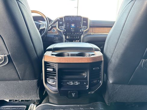 Used 2022 RAM 2500 Limited image 30
