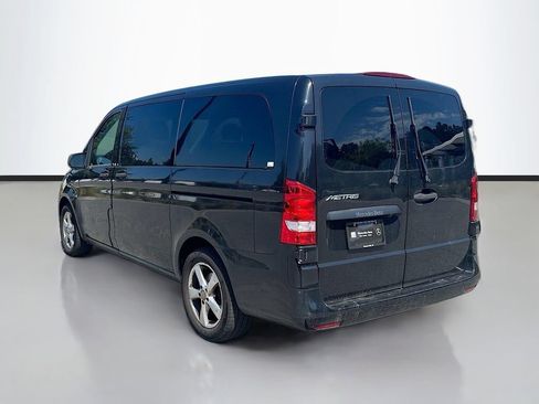Used 2018 Mercedes-Benz Metris Passenger image 5
