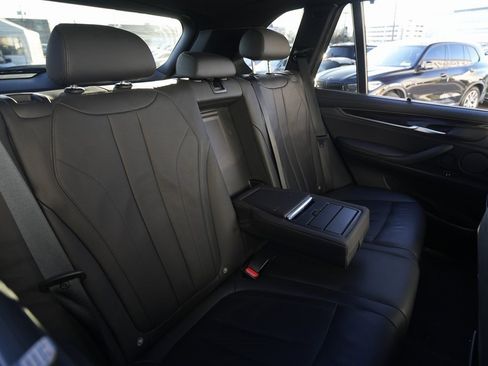 Used 2017 BMW X5 xDrive50i image 21