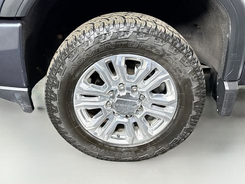 Used 2020 GMC Sierra 2500 Denali w/ Denali Ultimate Package AWD/4WD image 37