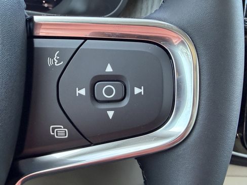 New 2026 Volvo XC40 B5 Plus w/ Climate Package image 30