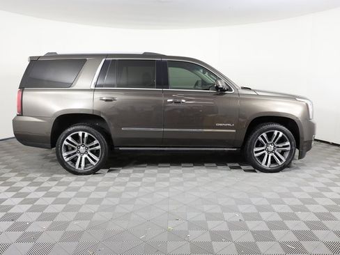 Used 2019 GMC Yukon Denali w/ Denali Ultimate Package image 4