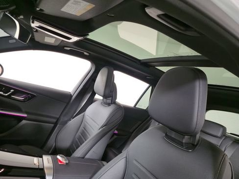 Certified 2026 Mercedes-Benz GLC 300 4MATIC image 15