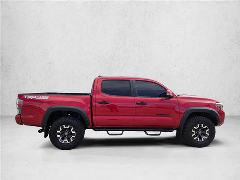 Used 2021 Toyota Tacoma TRD Off-Road w/ Technology Package image 4