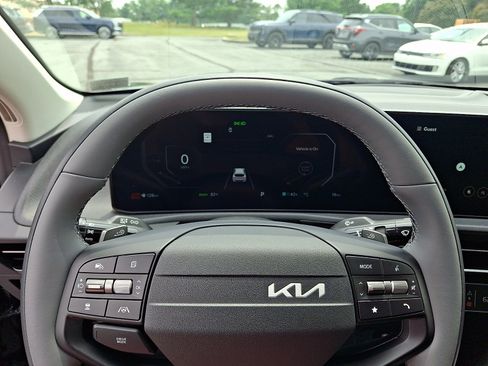 New 2026 Kia EV6 Light AWD/4WD image 13