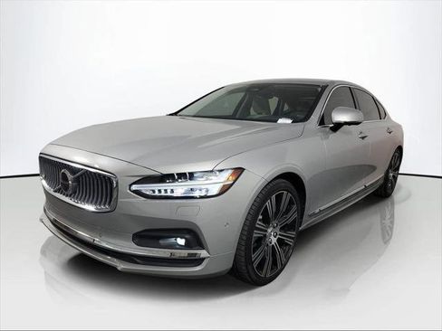 Used 2023 Volvo S90 B6 Plus w/ Protection Package Premier AWD/4WD image 3