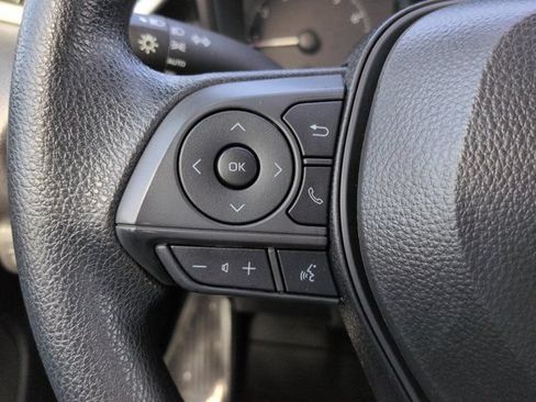 Used 2025 Toyota Corolla LE FWD image 21