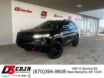 Used 2019 Jeep Cherokee Trailhawk