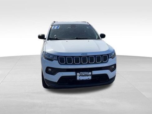 Used 2022 Jeep Compass Latitude AWD/4WD image 10