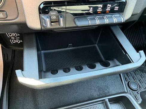 New 2026 RAM 1500 Classic Warlock AWD/4WD image 28