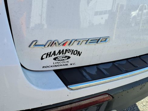 Used 2021 Ford Explorer Limited w/ Equipment Group 301A image 7