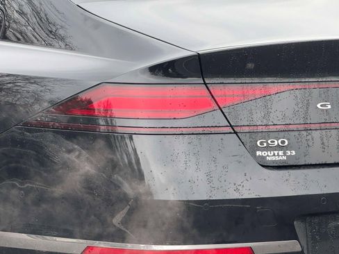 Used 2023 Genesis G90 3.5T image 9