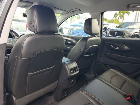 Used 2019 GMC Terrain SLT w/ Black Edition image 16