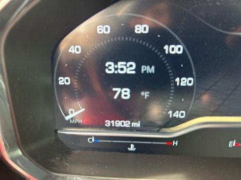Used 2023 GMC Sierra 1500 SLT AWD/4WD image 11