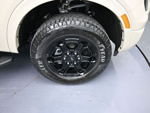 Used 2025 Ford Ranger XLT w/ Equipment Group 301A High image 22