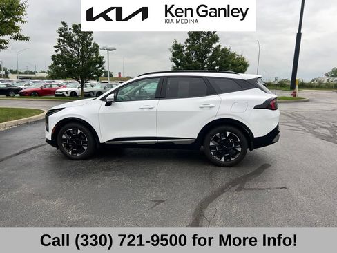 Certified 2026 Kia Sportage SX FWD image 9