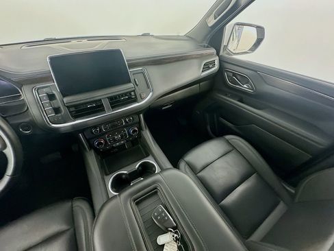 Used 2024 Chevrolet Tahoe LT RWD image 11