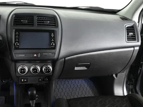 Used 2023 Mitsubishi Outlander Sport ES image 13