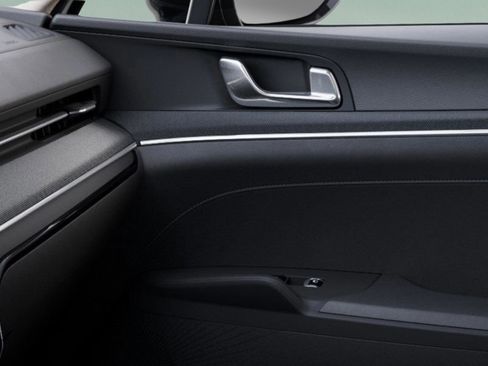 New 2026 Kia K5 LXS image 25