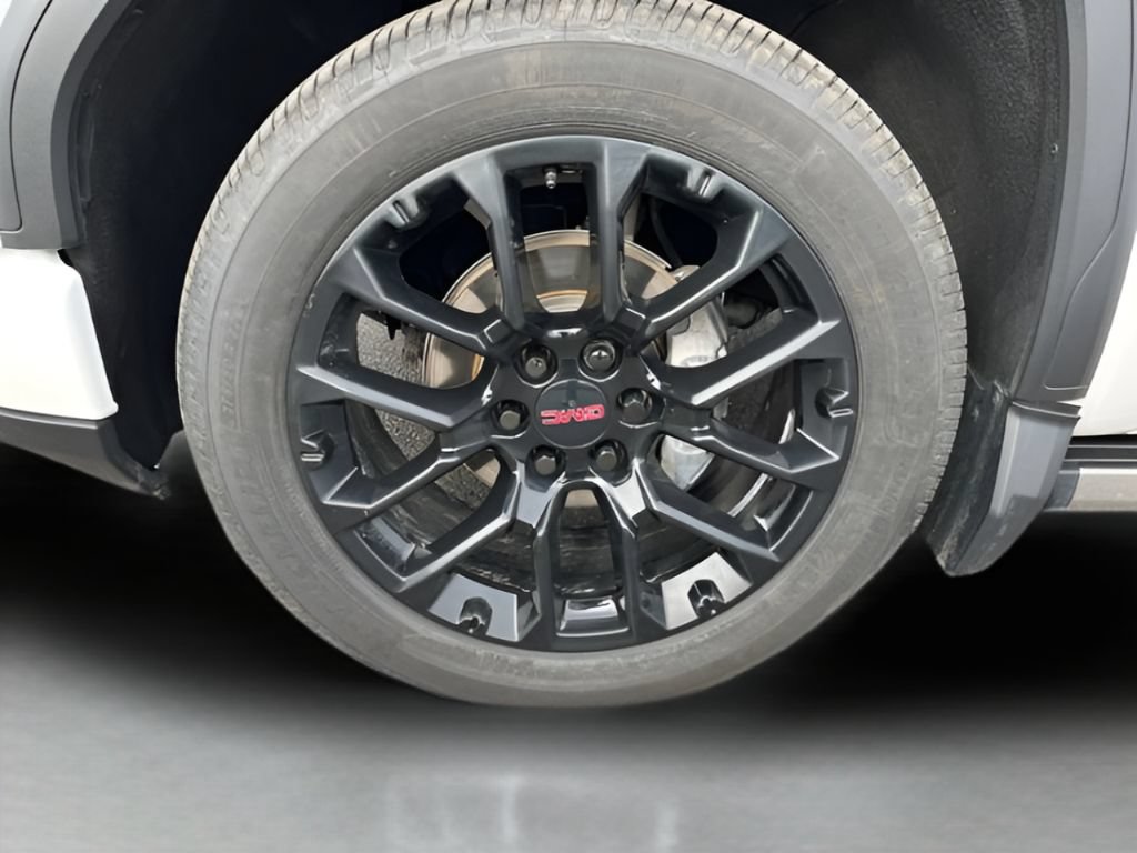 Used 2024 GMC Sierra 1500 Denali AWD/4WD image 10