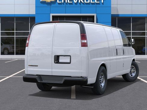 New 2026 Chevrolet Express 2500 w/ Driver Convenience Package RWD image 4