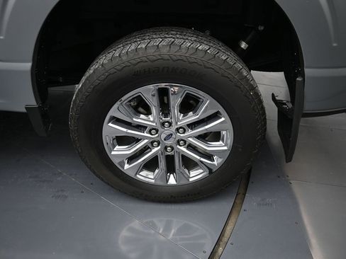 Used 2025 Ford F150 Lariat w/ Equipment Group 502A High image 9