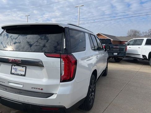 Used 2021 GMC Yukon AT4 w/ AT4 Premium Plus Package image 5