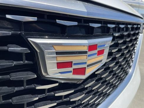 Used 2024 Cadillac XT6 Premium Luxury w/ Technology Package AWD/4WD image 32