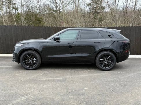 Used 2025 Land Rover Range Rover Velar Dynamic SE image 2