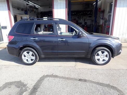 Used 2010 Subaru Forester 2.5X Premium image 25