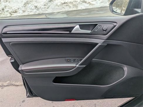 Used 2016 Volkswagen GTI SE w/ Lighting Package (SEL) image 11