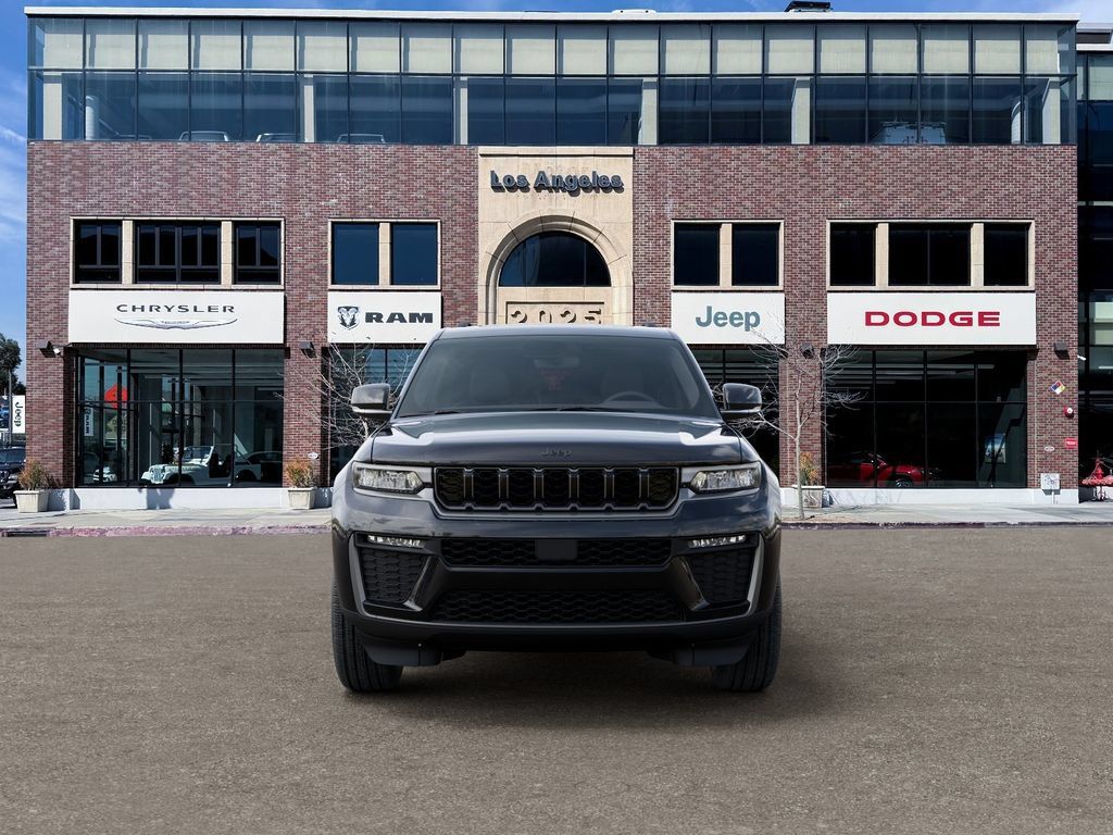 New 2026 Jeep Grand Cherokee Limited w/ Limited Altitude Package AWD/4WD image 6