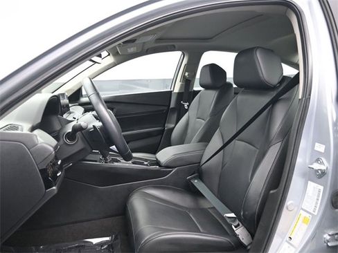 Certified 2023 Honda Accord Touring image 18