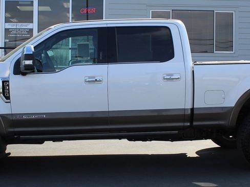 Used 2017 Ford F350 King Ranch w/ King Ranch Ultimate Package image 3