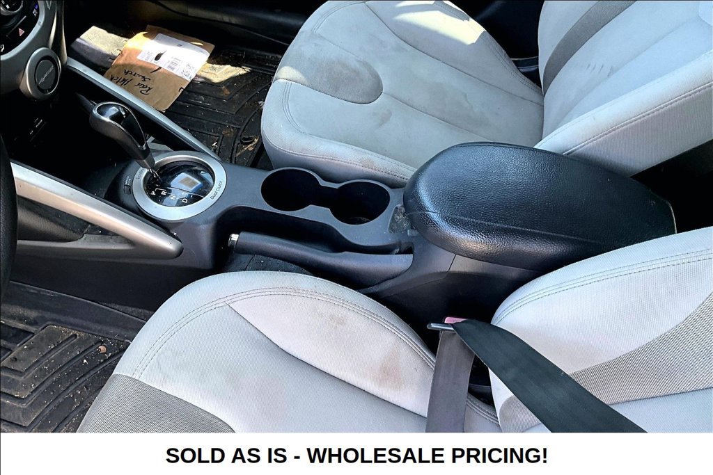 Used 2012 Hyundai Veloster FWD image 18