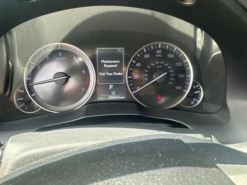 Used 2018 Lexus ES 350 w/ Luxury Package w/Wood Trim FWD image 2