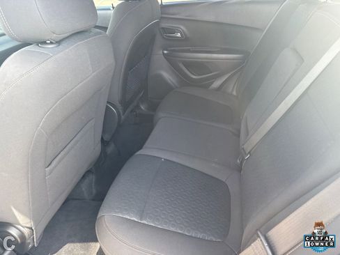 Used 2021 Chevrolet Trax LS w/ Tint and Cruise Package image 15