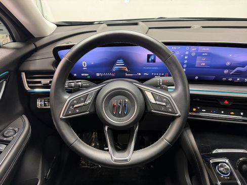 Used 2025 Buick Envision Preferred AWD/4WD image 17