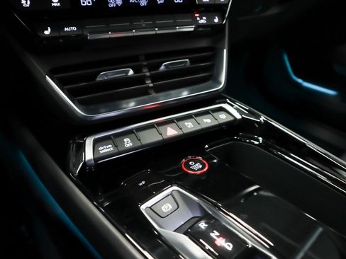 Used 2024 Audi RS e-tron GT w/ Carbon Performance Package image 16