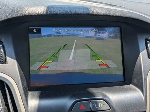 Used 2012 Ford Focus SEL FWD image 23