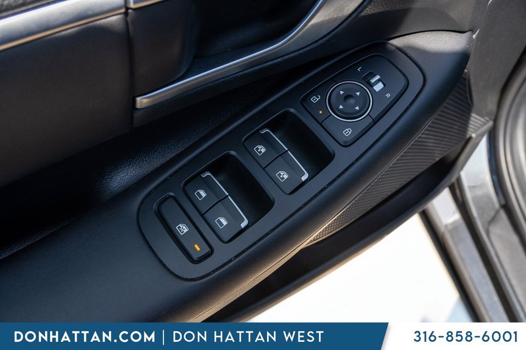 Used 2025 Hyundai Sonata SEL FWD image 15