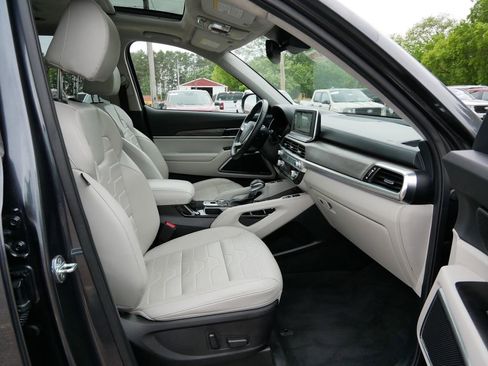 Used 2022 Kia Telluride SX w/ SX Prestige Package AWD/4WD image 8